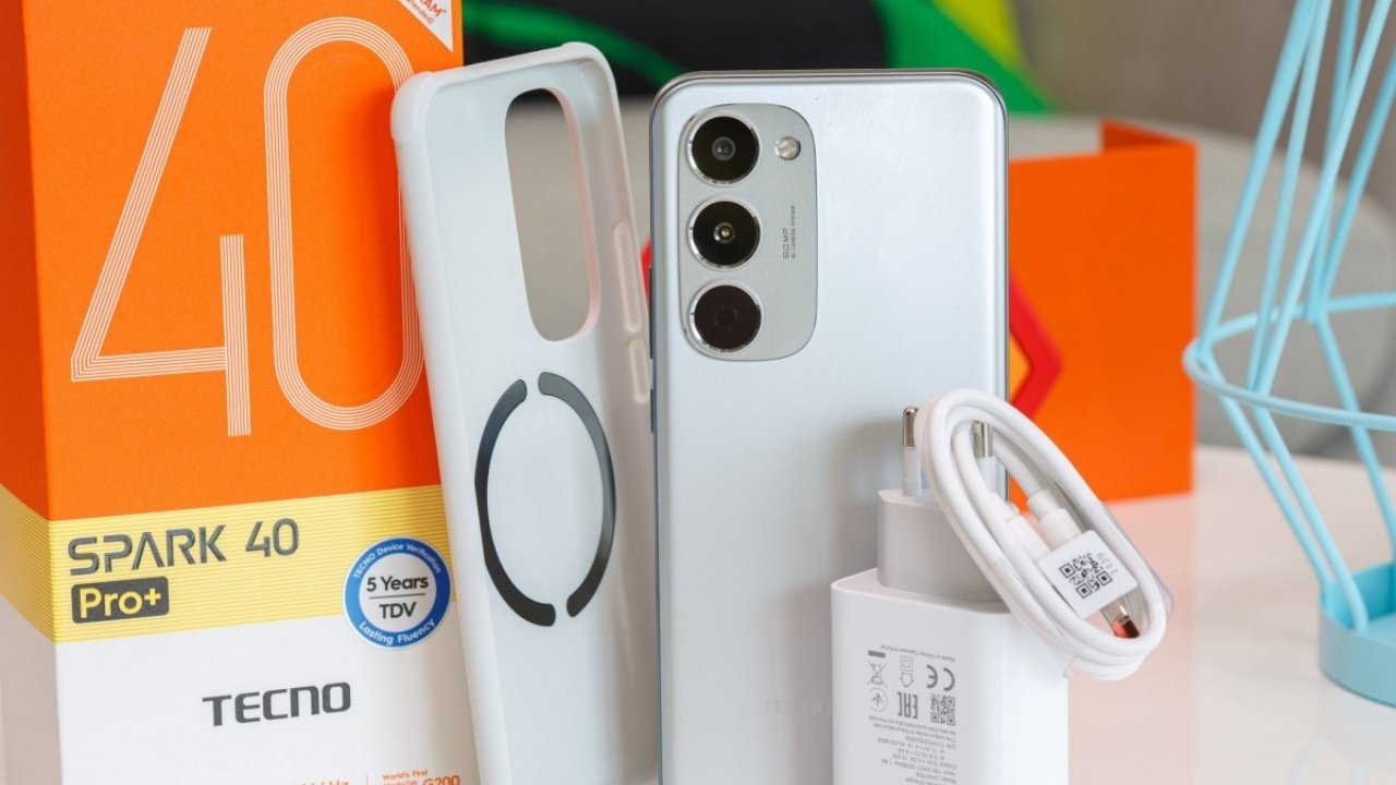 Techno Spark 40 Pro Plus